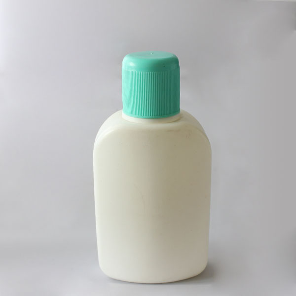 100ml  gynecology lotion bottle